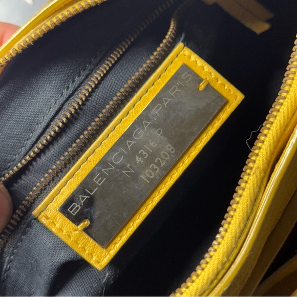 Balenciaga First Moto City Bag in Mustard Yellow - Picture 11 of 12